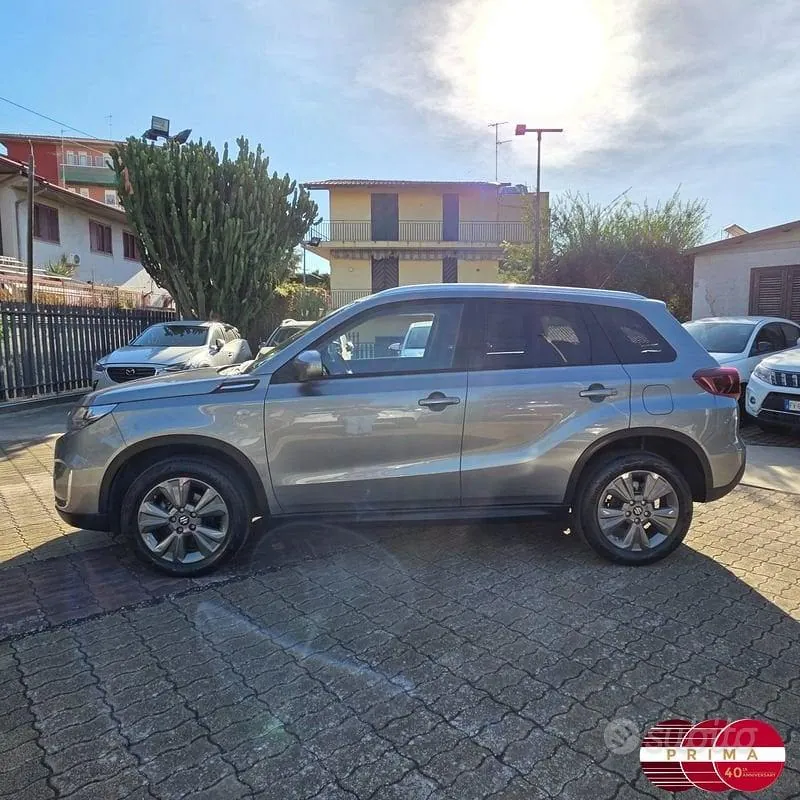 Suzuki Vitara 2024 photo 2