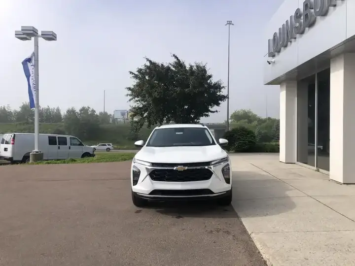 Chevrolet Trax 2026 photo 3