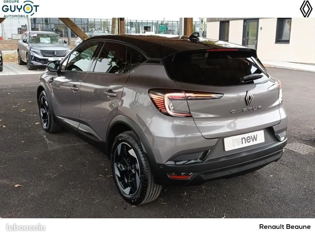 Renault Captur 2026 photo 3