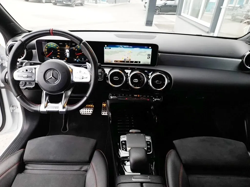 Mercedes-Benz A-Class 2019 photo 3