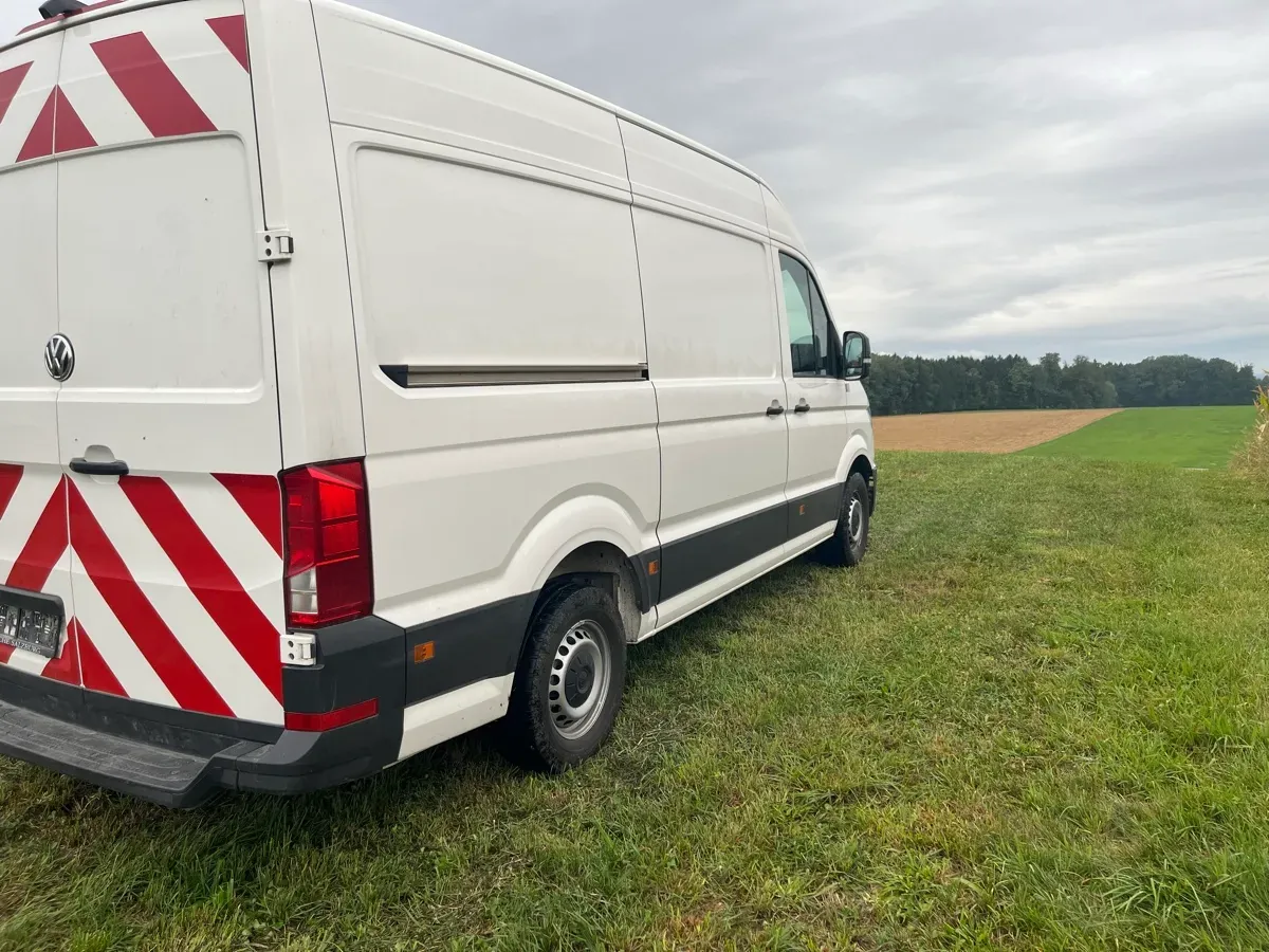 Volkswagen Crafter 2019 photo 2