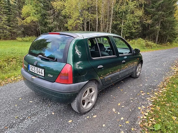Renault Clio 2001 photo 5