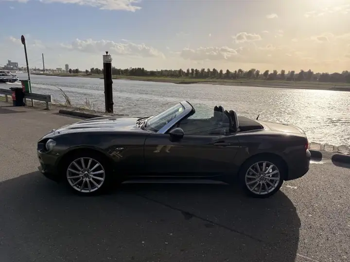Fiat 124 Spider
