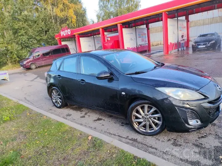 Mazda Mazda3 2011 photo 3