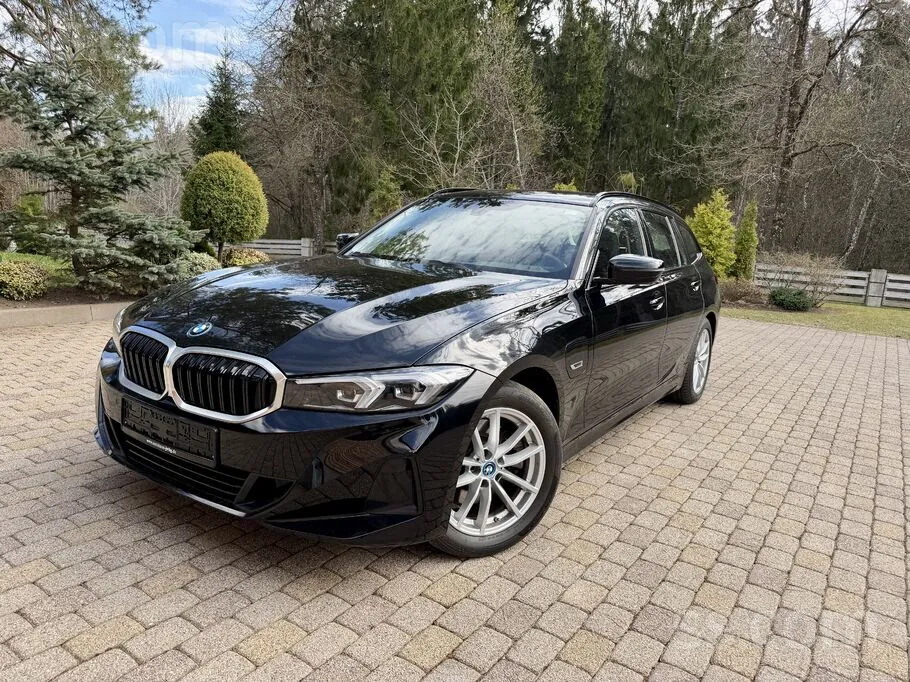 BMW 320E
