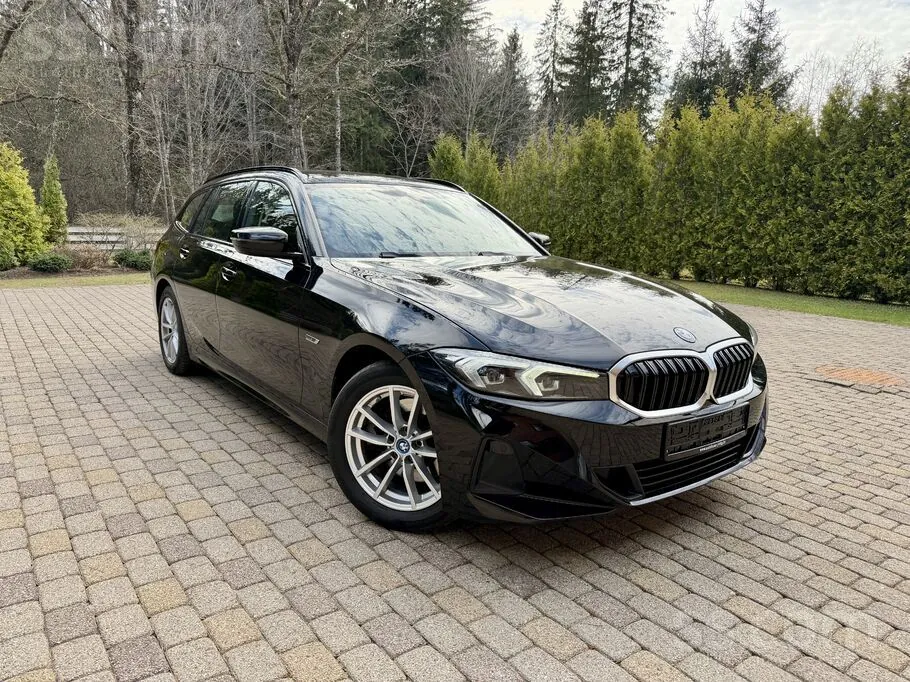 BMW 320E 2022 photo 2