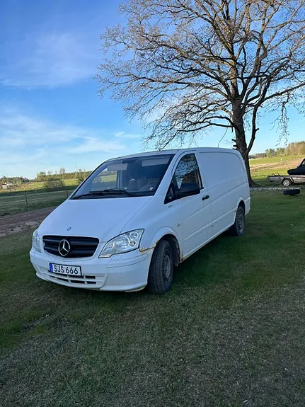 Mercedes-Benz Vito 113 2011 photo 2