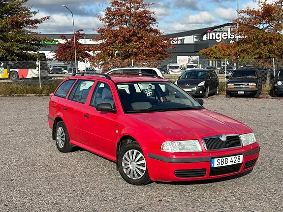 Skoda Octavia 2001 photo 2