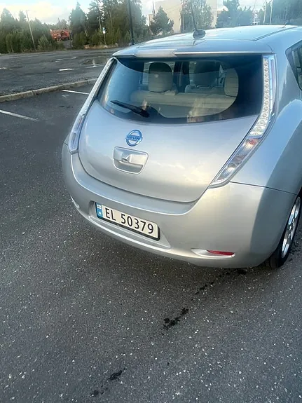 Nissan Leaf 2012 photo 5