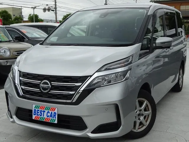 Nissan Sena