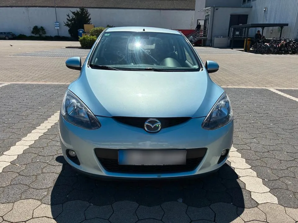 Mazda 2