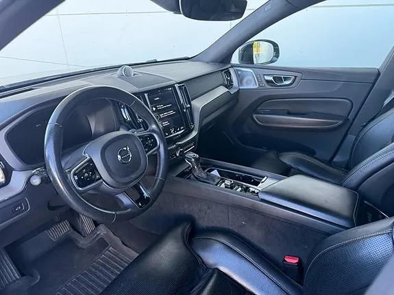 Volvo Xc60 2018 photo 4