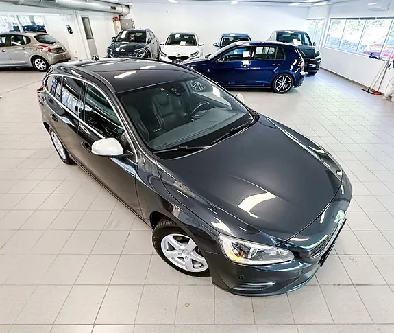 Volvo V60 2015 photo 2