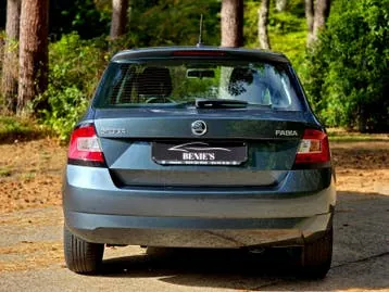 Skoda Fabia 2015 photo 3