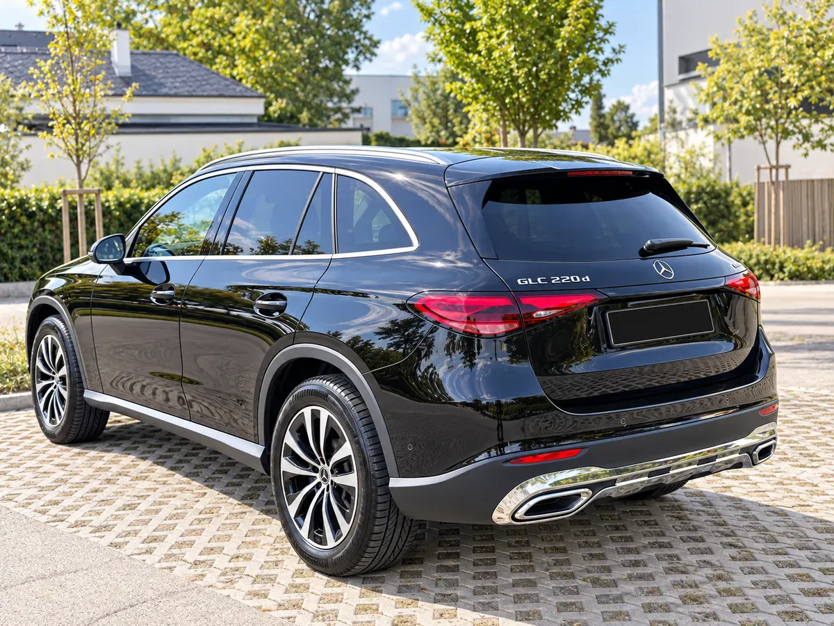Mercedes-Benz Glc 2023 photo 2
