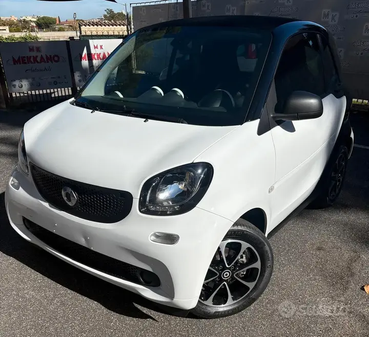 Smart Fortwo 2017 photo 2