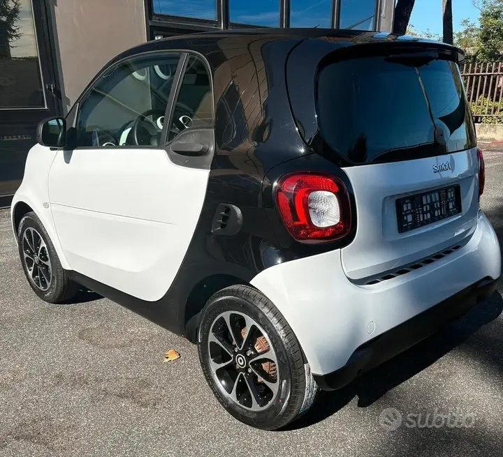 Smart Fortwo 2017 photo 5