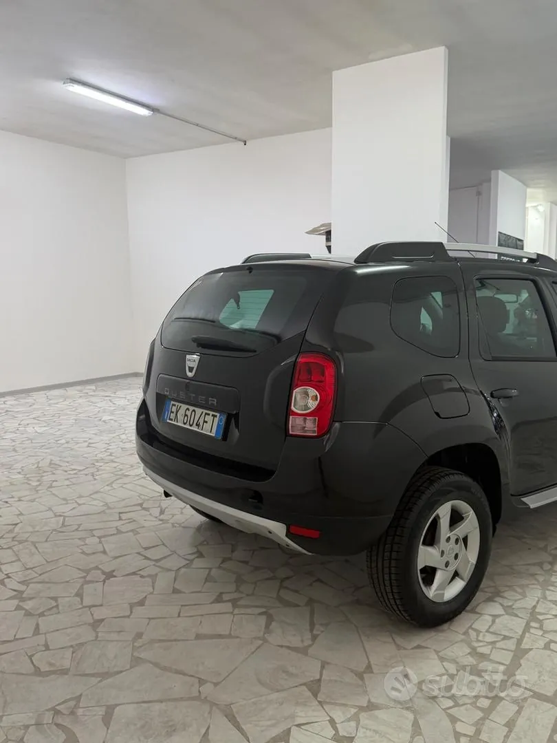 Dacia Duster 2011 photo 4