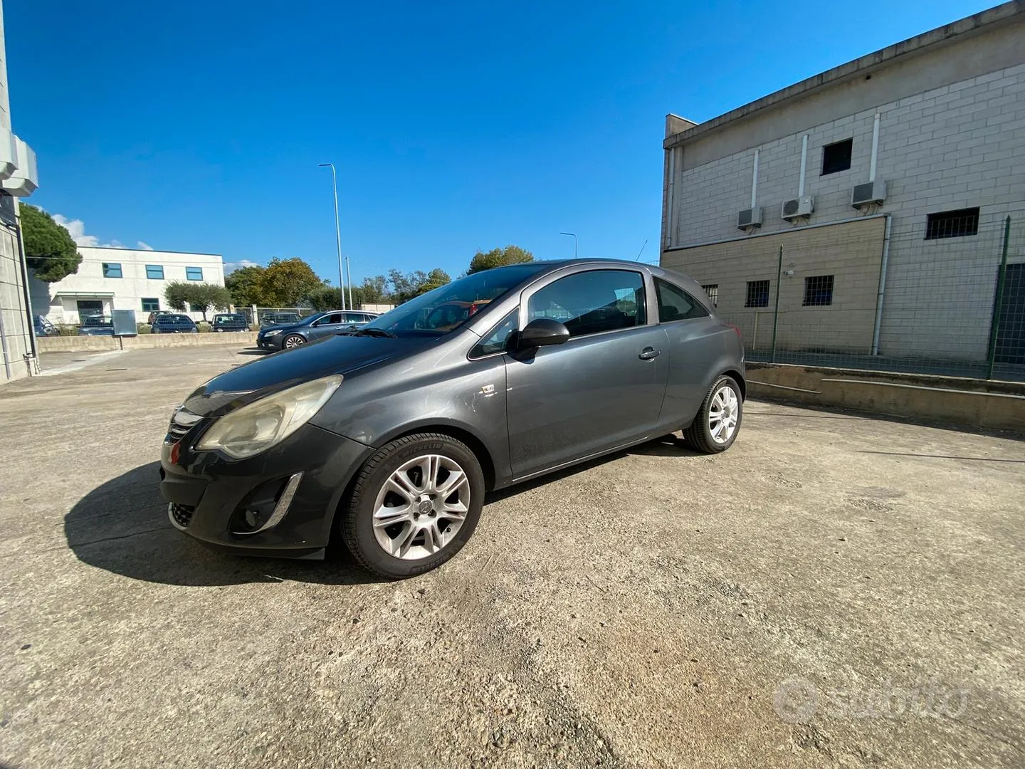 Opel Corsa 2012 photo 3