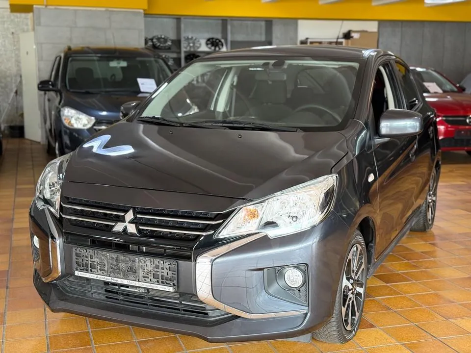 Mitsubishi Space Star Select