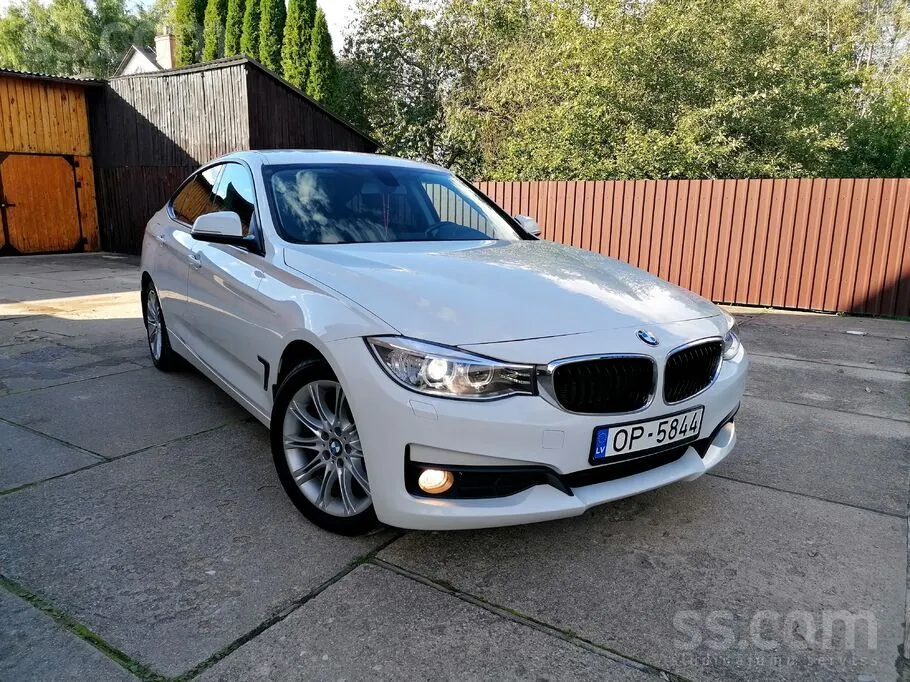 BMW 320 2016 photo 3