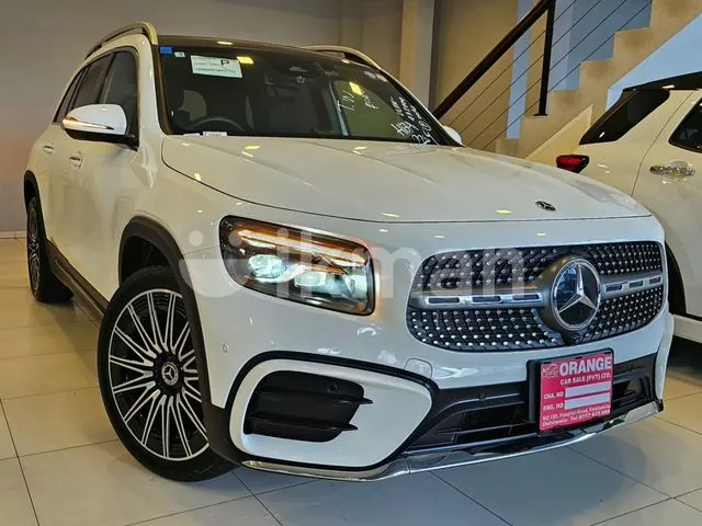 Mercedes-Benz Glb 2025 photo 3