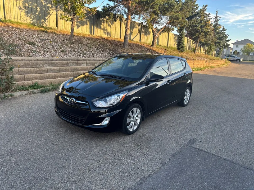 Hyundai Accent 2013 photo 2
