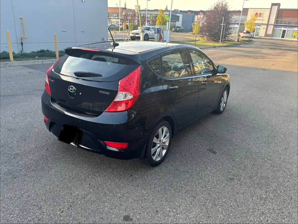 Hyundai Accent 2013 photo 5