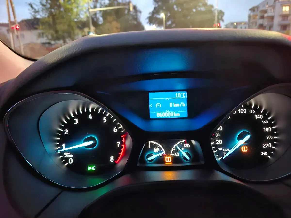 Ford Kuga 2017 photo 2