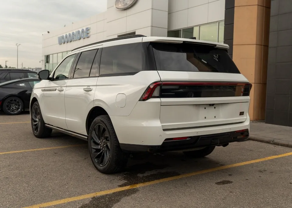 Lincoln Navigator 2025 photo 4