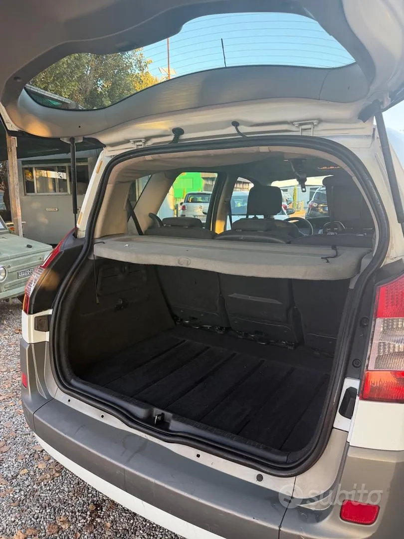 Renault Scenic 2006 photo 3