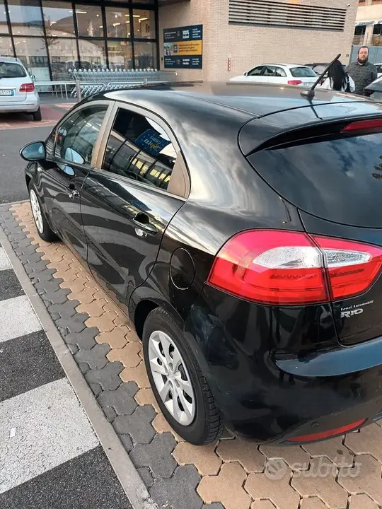 Kia Rio 2011 photo 3