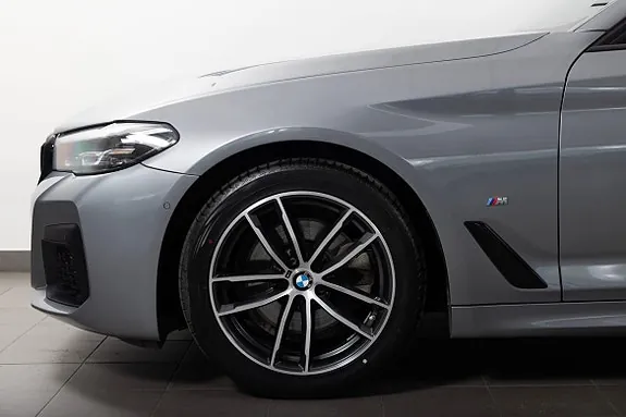 BMW 520D 2023 photo 4