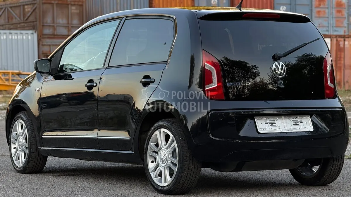 Volkswagen Up 2015 photo 3