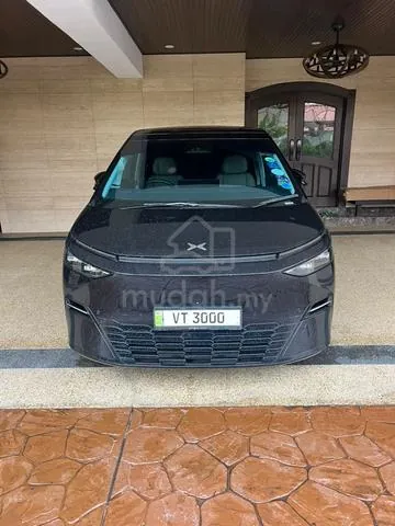 Xpeng X9