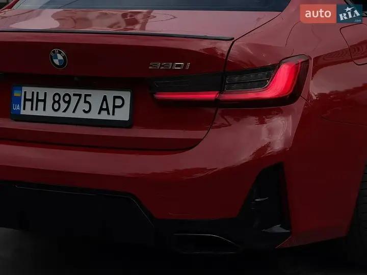 BMW 3 Series 2020 photo 2