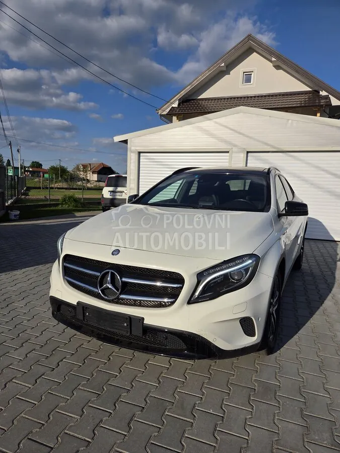 Mercedes-Benz Gla 200 2014 photo 3