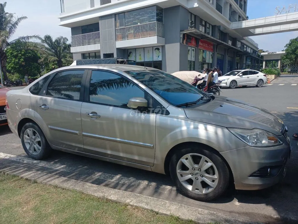 Ford Focus 2011 photo 4