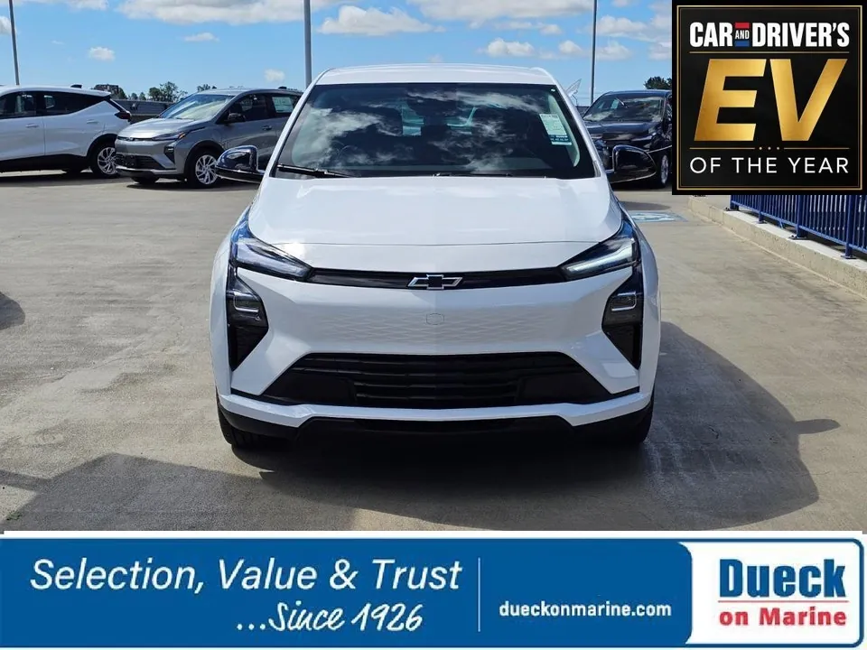Chevrolet Bolt 2027 photo 3