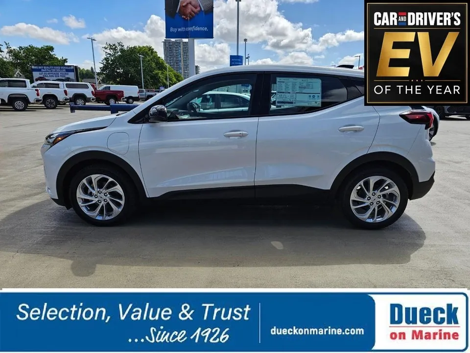 Chevrolet Bolt 2027 photo 5