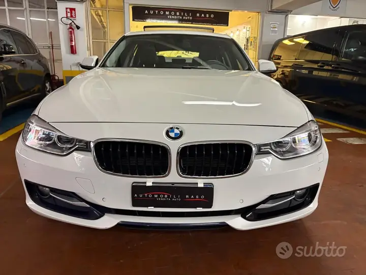 BMW 318 2014 photo 2