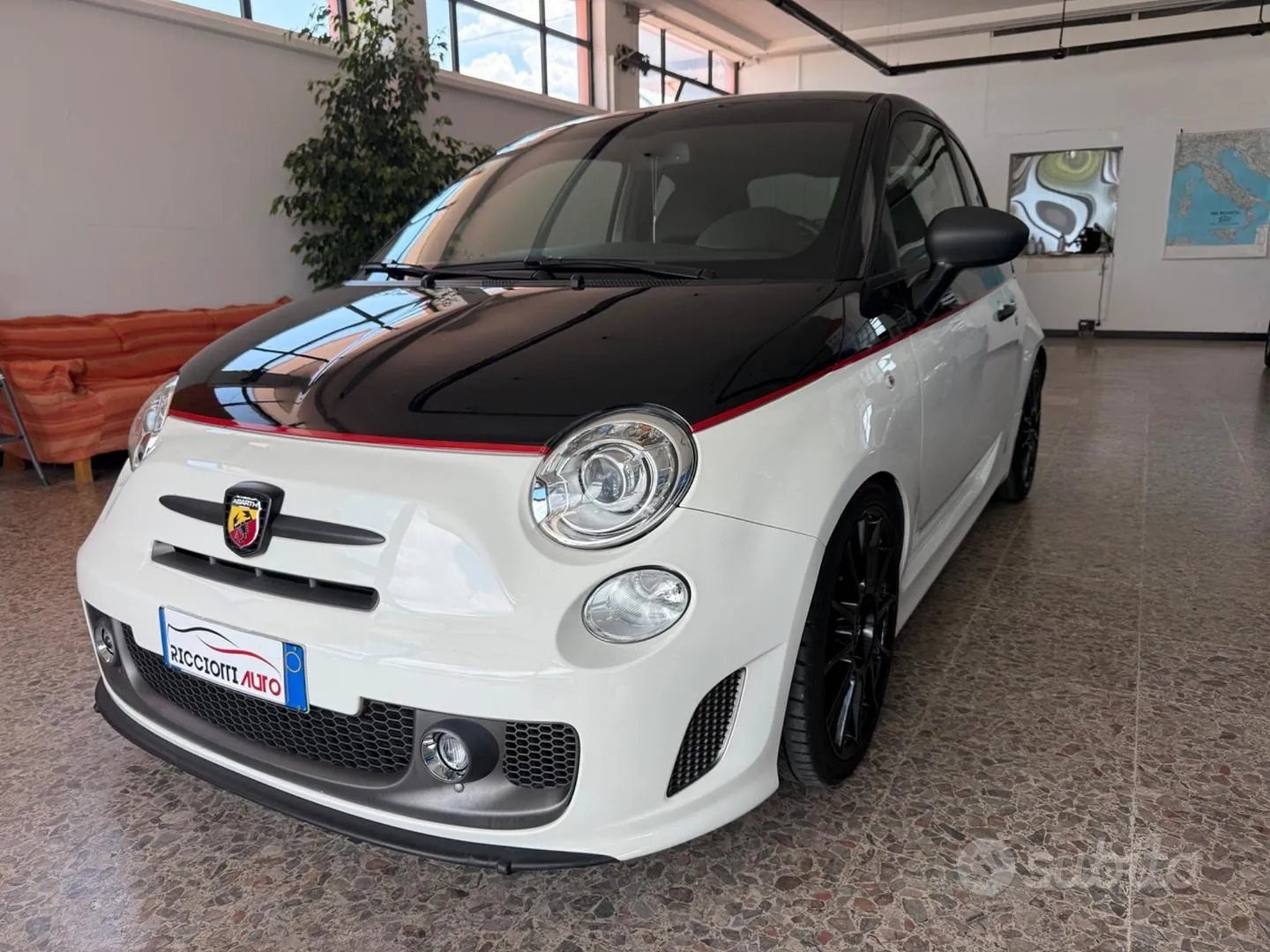 Abarth 595 2013 photo 2