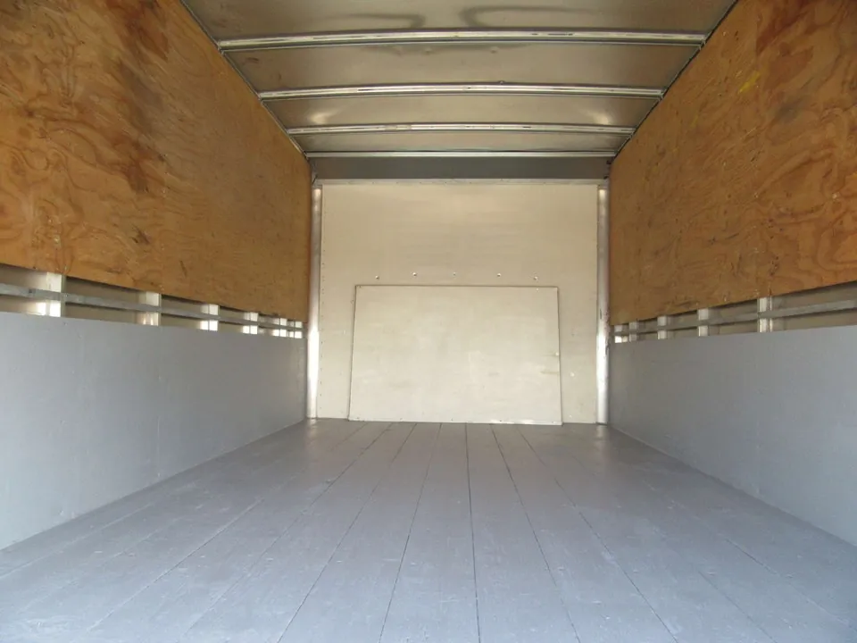Ford E-450 2022 photo 5