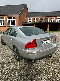 Volvo S60 2007 photo 2