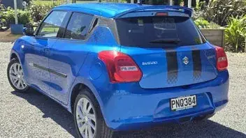 Suzuki Swift 2022 photo 4