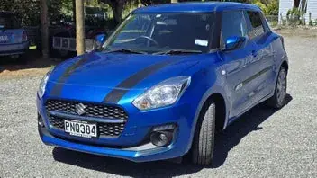 Suzuki Swift 2022 photo 2