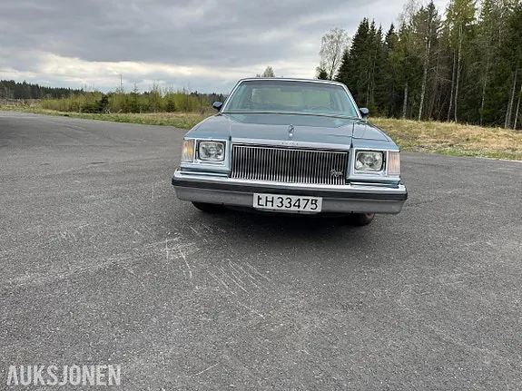 Buick Regal 1978 photo 2