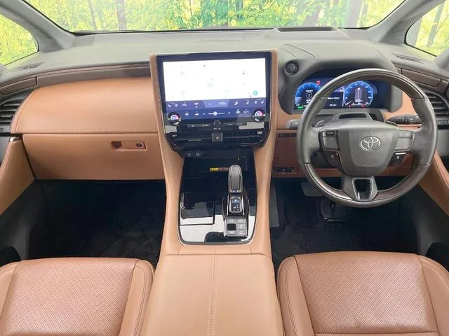 Toyota Verfasia Hybrid Z 2024 photo 2