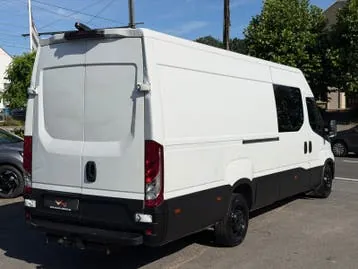 Iveco Daily 2021 photo 3