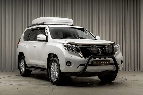 Toyota Land Cruiser 2016 photo 2